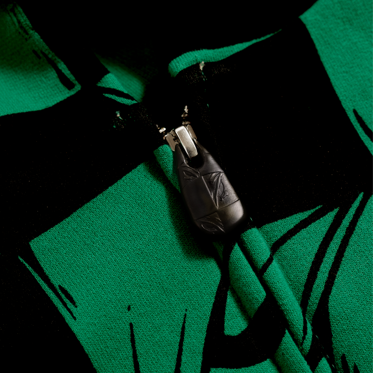 ZIP UP HOODIE